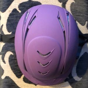 English riding helmet for girls